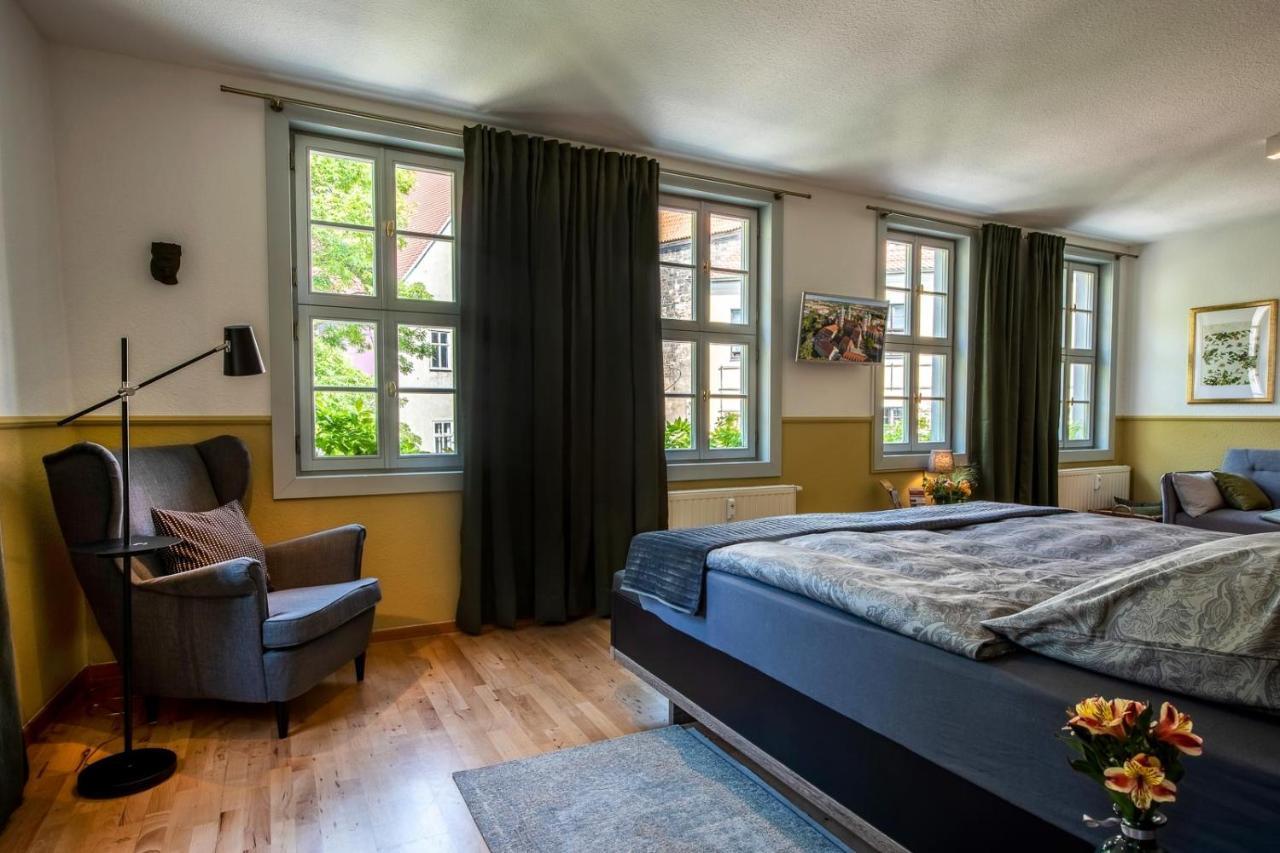 Ferienwohnung Am Dom ناومبورغ المظهر الخارجي الصورة